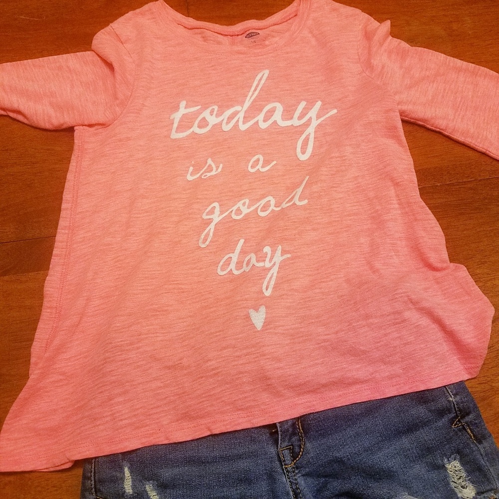 Good Day pink tee